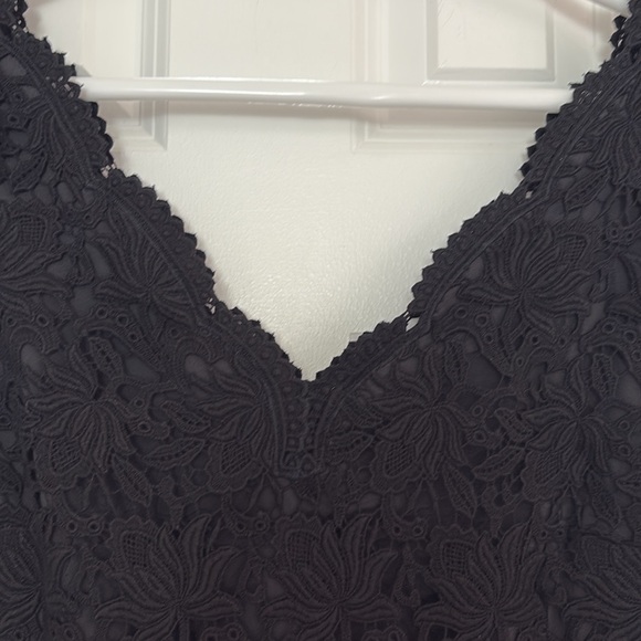 Ann Taylor Vintage Elegant Black Lace Dress with Lace Edge Deep V-Neckline. EUC - Picture 2 of 11